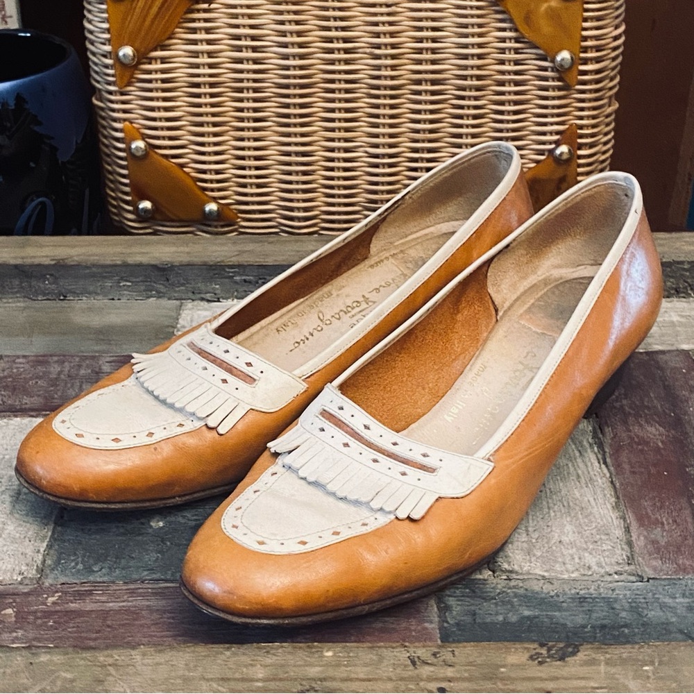 Vintage 70’s SALVATORE FERRAGAMO Leather Slip-ons  Loafers ITALY